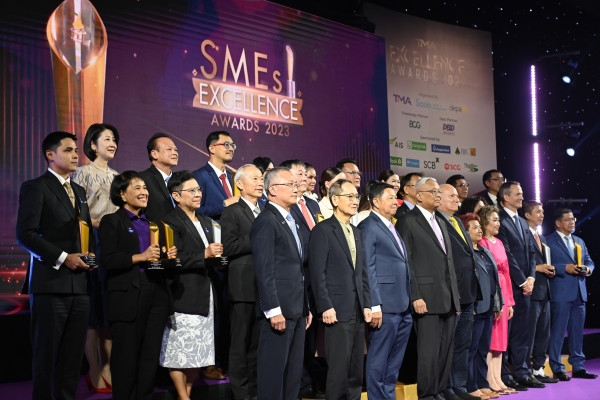 หยกอินเตอร์เทรด รับรางวัล SMEs Excellence Awards 2023