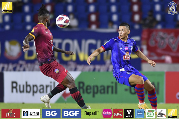 "พยัคฆ์ล้านนา" ไล่บด "นาคามรกต" 2-0
