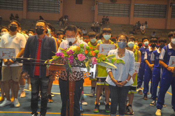 ยัดห่วงเทศบาลฯ เปิดเป็นทางการ 55 ทีมร่วมชิงชัย
