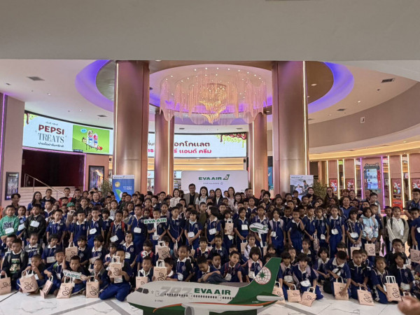 สมาคมกอล์ฟรีสอร์ทภาคหนือ จับมือ EVA AIR มอบอุปกรณ์กีฬาให้เด็กโรงเรียนบ้านเมืองกึ๊ด อ.แม่แตง เชียงใหม่