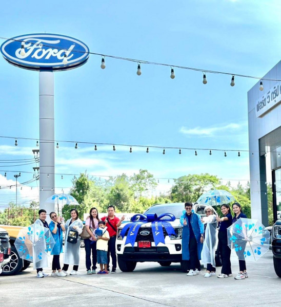 ส่งมอบไปอีกหนึ่งคันรถยนต์ฟอร์ด  EV 2.0L Turbo Sport 4x2 6AT