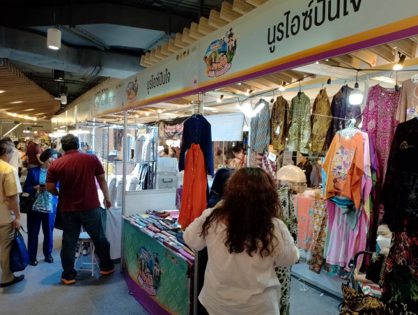 พาณิชย์จังหวัดชายแดนภาคใต้ รุกจัดงาน "The Best of Southern หลาดใต้ เปิงใจ๋ กาดเหนือ" มุ่งขับเคลื่อนเศรษฐกิจฐานราก กระตุ้นเม็ดเงินหมุนเวียนในจังหวัด