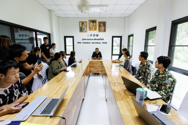 มูลนิธิชีวาสมุทร มอบประกันชีวิตและประกันอุบัติเหตุแก่เจ้าหน้าที่พิทักษ์ป่า 178 นาย ใน 4 อุทยานแห่งชาติเชียงใหม่–ลำพูน สร้างความอุ่นใจ ให้ผู้เสียสละเพื่อผืนป่าของไทย