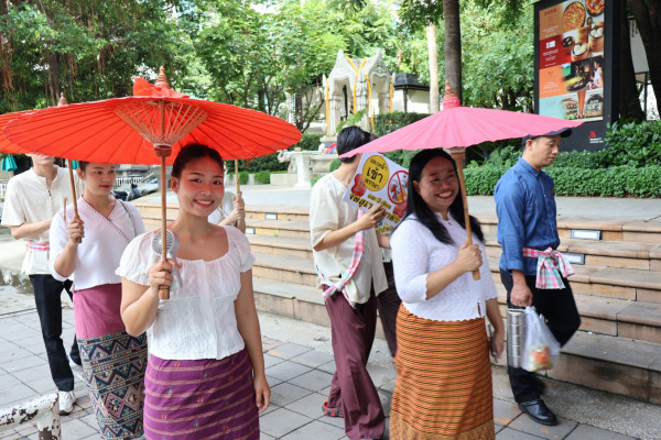 โรงแรมดวงตะวัน เชียงใหม่ สืบสานประเพณี แห่เทียนพรรษา