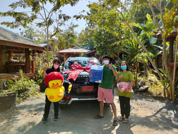 ส่งมอบรถยนต์น่าใช้ มิตซูบิชิ Pajero Sport
