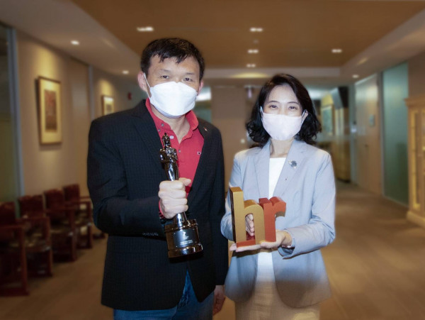 ธนาคาร ซีไอเอ็มบี ไทย  คว้า 2 รางวัล สุดยอดองค์กรที่น่าทำงานด้วยมากที่สุดในเอเชีย และ รางวัลชนะเลิศ ด้านการสรรหาและพัฒนาผู้เพิ่งสำเร็จ