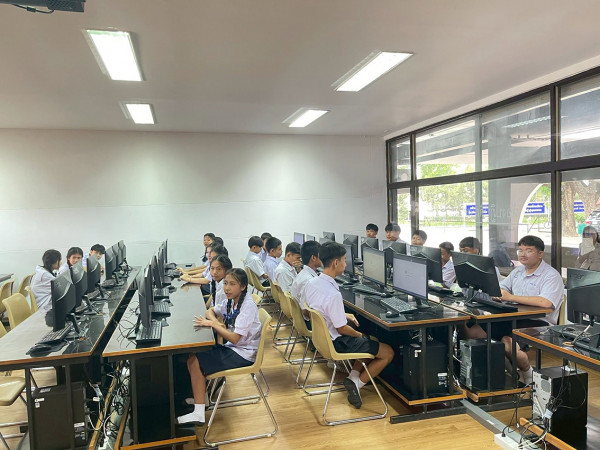 โปลิฯ ต้อนรับน้องๆ รร.บ้านหลักปัน พาดูงานให้ความรู้ได้แรงบันดาลใจ