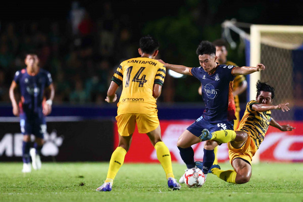 ยึดจ่าฝูง! "พยัคฆ์" รัวสี่ตุง ล้านนาดาร์บี้