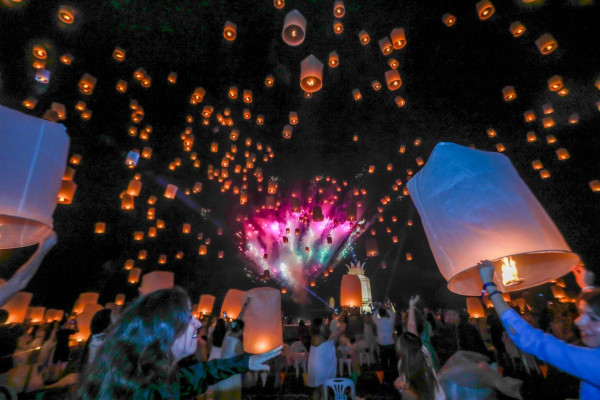 Moonlight Sky Lantern 2026 ชวนสัมผัสมนต์เสน่ห์ยี่เป็งล้านนา ยกระดับการท่องเที่ยวคุณภาพ ชุมชนเข้มแข็ง และอีเวนท์คาร์บอนตำ่ 24–25 พฤศจิกายน 2569 ณ อุโบสถโบราณ วัดต้นมื่น อำเภอบ้านธิ ลำพูน