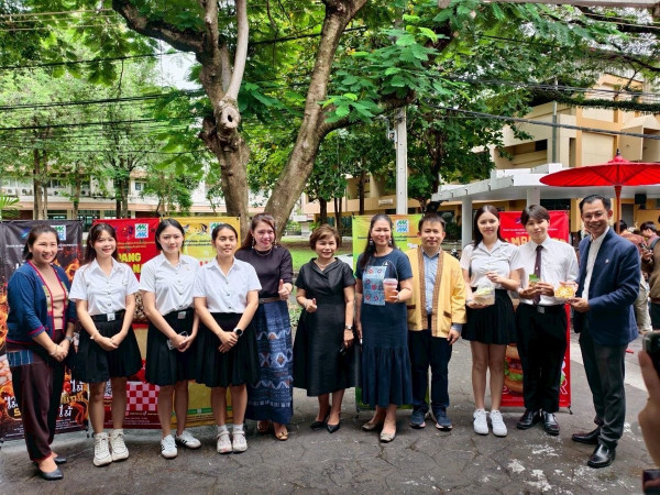 มทร.ฯ จัดกาดหมั้ว คัวกิ๋น  ย้อนถิ่นเวียงเจ็ดลิน 2568