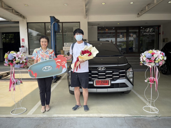 ส่งมอบรถใหม่ Hyundai STARGAZER X สีดำ เป็นรถยนต์น่าใช้สำหรับครอบครัว