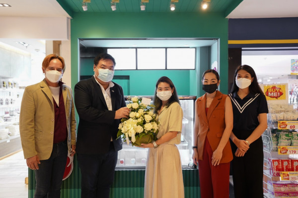 แสดงความยินดีเปิดร้าน yu.ki.ma.ru ขนมเค้กสไตล์ญี่ปุ่น ที่เมญ่าฯ เชียงใหม่