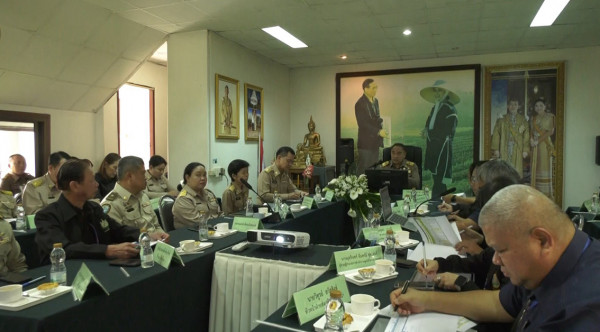องคมนตรี ตรวจโครงการหลวง ขุนวาง - สถานีเกษตรอินทนนท์