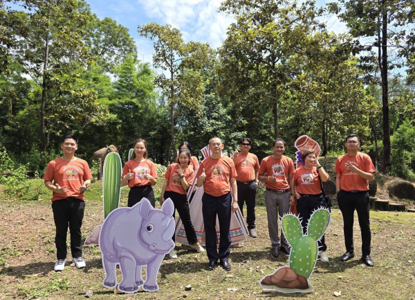 เชียงใหม่ไนท์ซาฟารี ร่วมอนุรักษ์ “แรด” ในวันแรดโลก (World Rhino Day) จัดเต็มให้แรดขาว “พี่ฮอร์นและน้องกอหญ้า” ตะลุยบุฟเฟต์ผักผลไม้