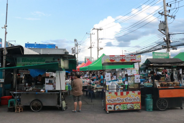 ส่งเสริมตลาดสดวิถีใหม่  มุ่งก้าวสู่สังคมไร้เงินสด